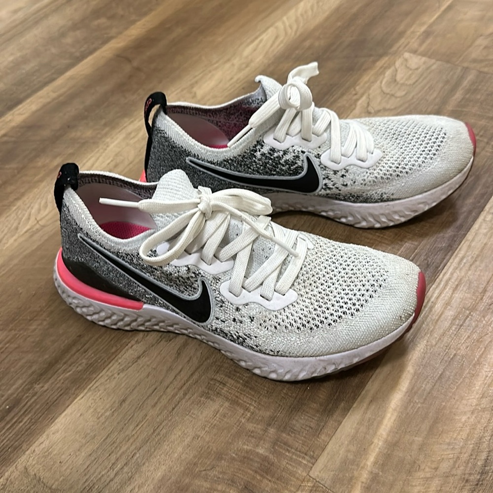 Nike women’s runners